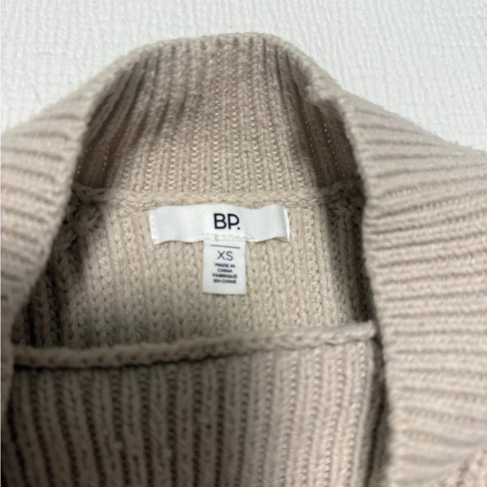 BP Cream Chunky Knit Sweater Size Small